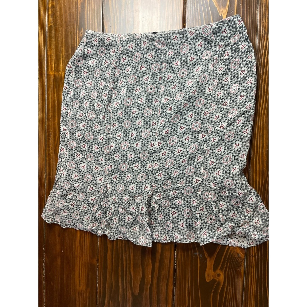 Kathie Lee Skirt, Women's Size 16, Black Red, Floral, Knee Length